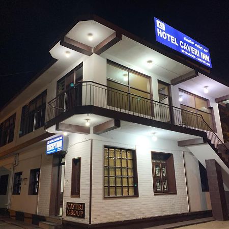 Hotel Caveri Inn Мадикери Экстерьер фото
