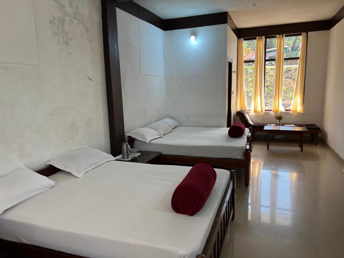 Hotel Caveri Inn Мадикери Экстерьер фото